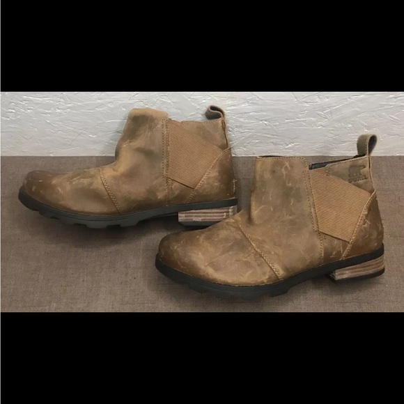 SOREL Emelie Chelsea Size 9 Camel Brown Waterproof Distressed Leather Ankle Boot - Picture 1 of 16